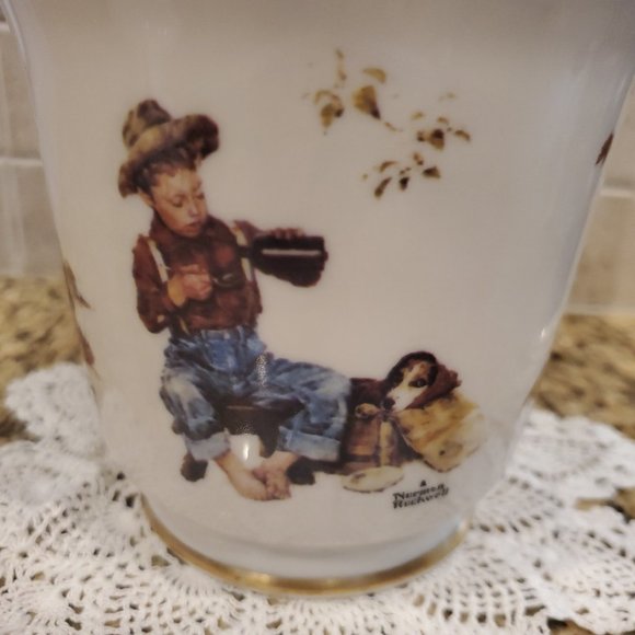 Gotham Norman Rockwell “A Boy and His Dog” Porcelain Candy Dish w/ Lid 4569/9800 - Picture 4 of 8
